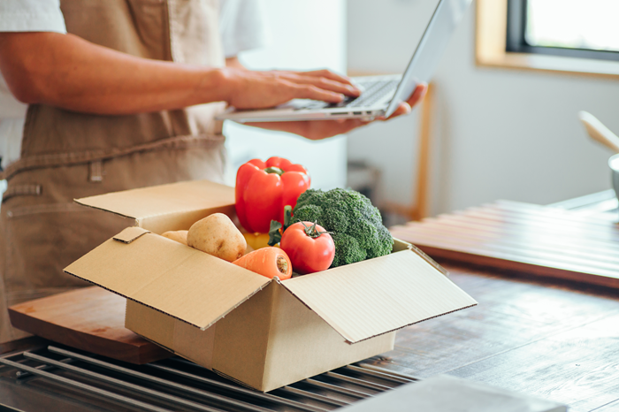 返礼品と利用する人