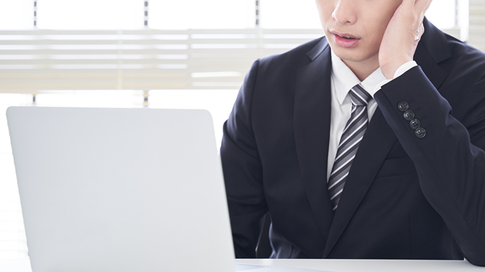 節税対策を考えている画像